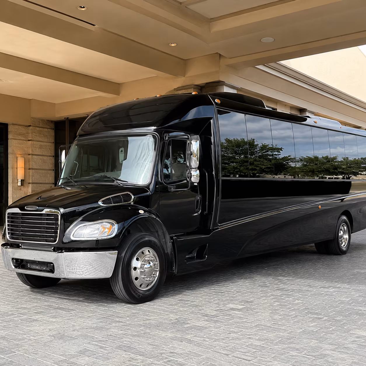 boulder 18 passenger minibus