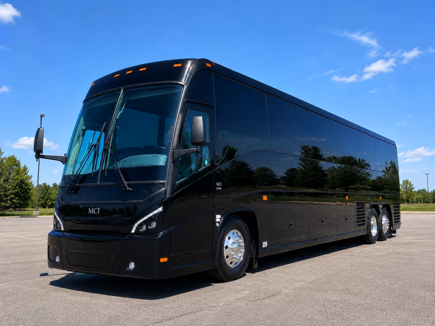 boulder to colorado mountain towns charter buses for ski trips and resort weekends